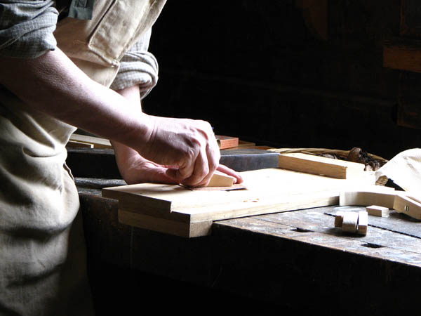 Nuestra <strong>carpintería de madera en  Arróniz</strong> es una empresa de <strong>herencia familiar</strong>, por lo que  contamos con gran <strong>experiencia </strong>en la profesión.